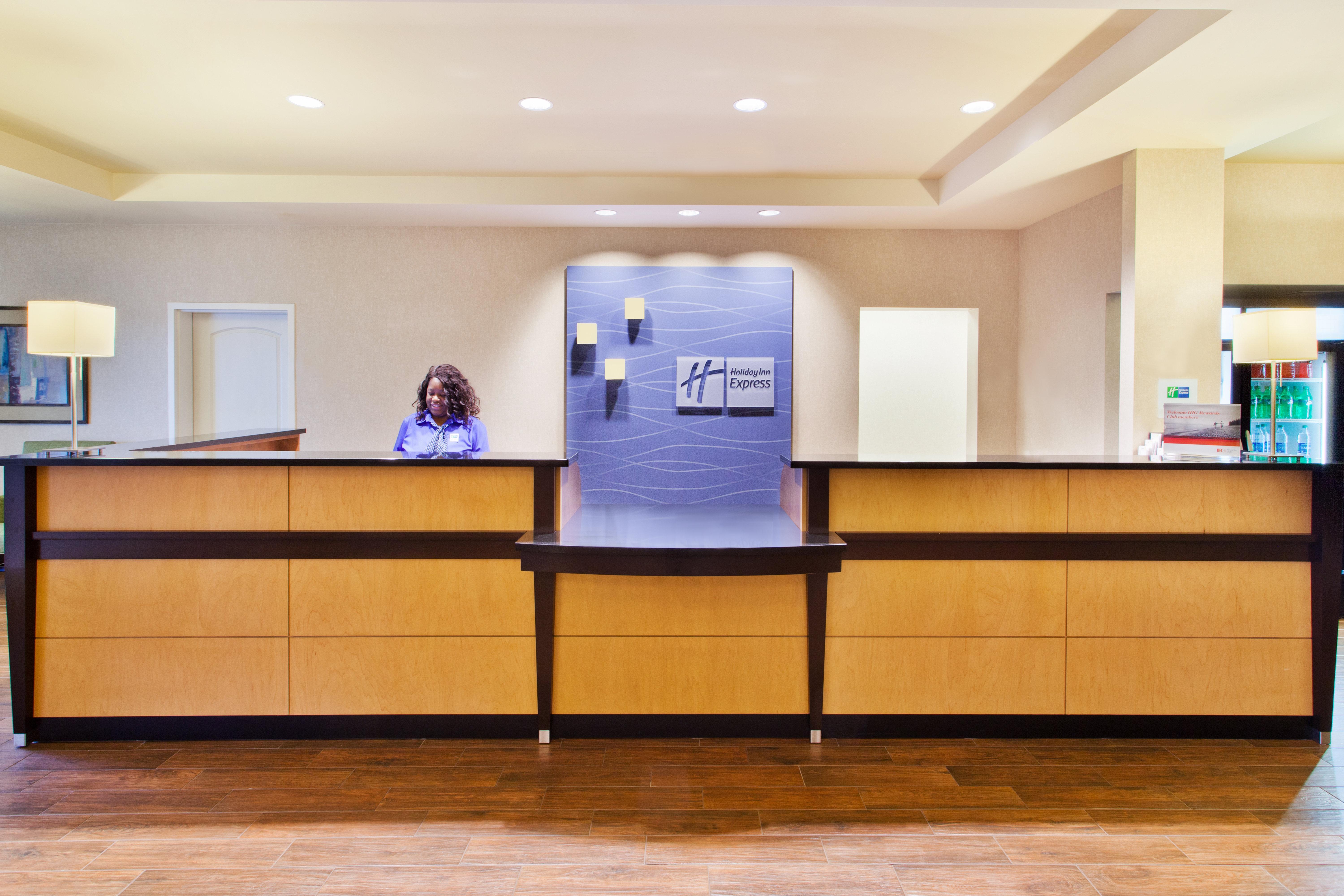 Holiday Inn Express Hotel & Suites Huntsville West - Research Park By Ihg Exteriér fotografie